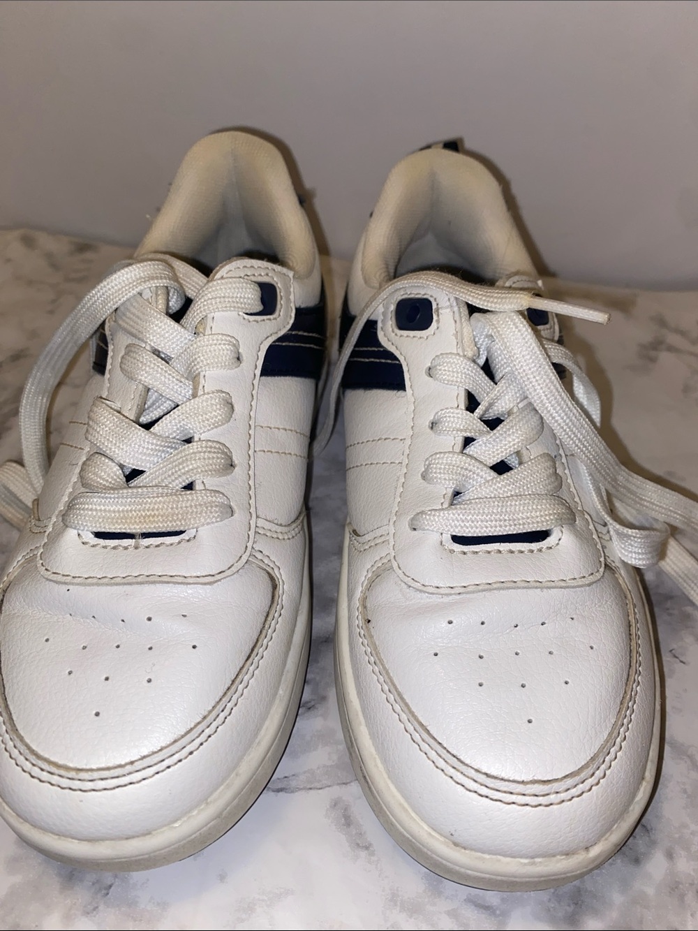 Place White Sneakers with Navy Stripes - Kids Athletic Shoe